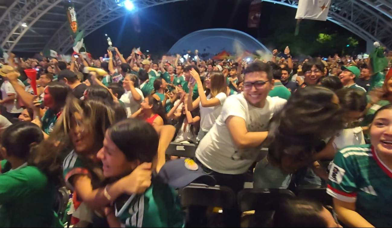 Campechanos con el Tri hasta el final