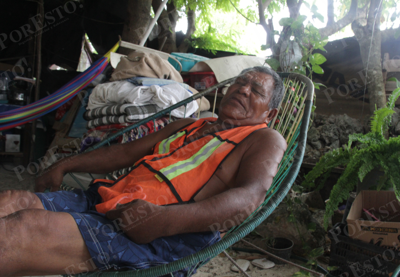 A sus 71 años, exobrero de Cancún vive con demencia y sin apoyo familiar