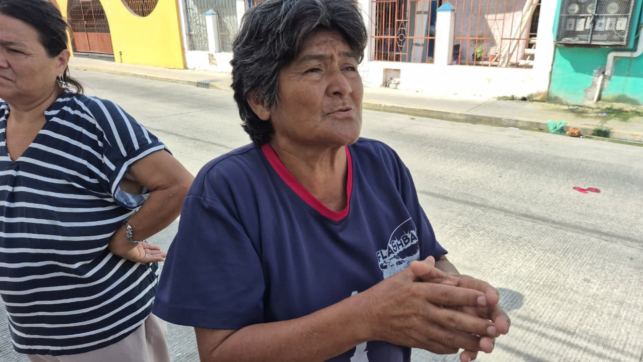 Habitantes acusan a un hombre de realizar pedidos de comida con engaños.