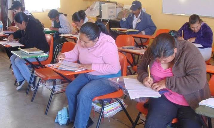 Campeche enfrenta rezago social pese a programas de salud y asistencia