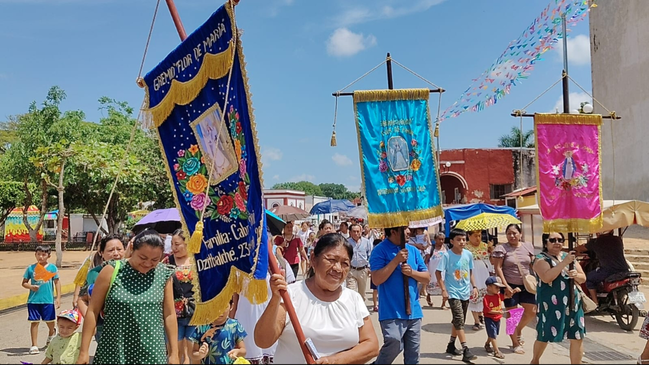 Las festividades en honor a Nuestra Señora de la Asunción iniciaron a finales de julio con la bajada de la imagen.