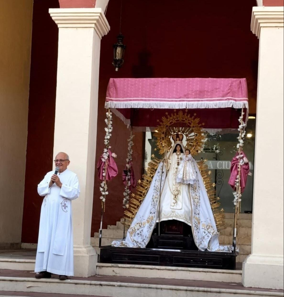 Feligreses participaron en las Alboradas que dieron inicio a las fiestas patronales de la Virgen de las Mercedes en Champotón.