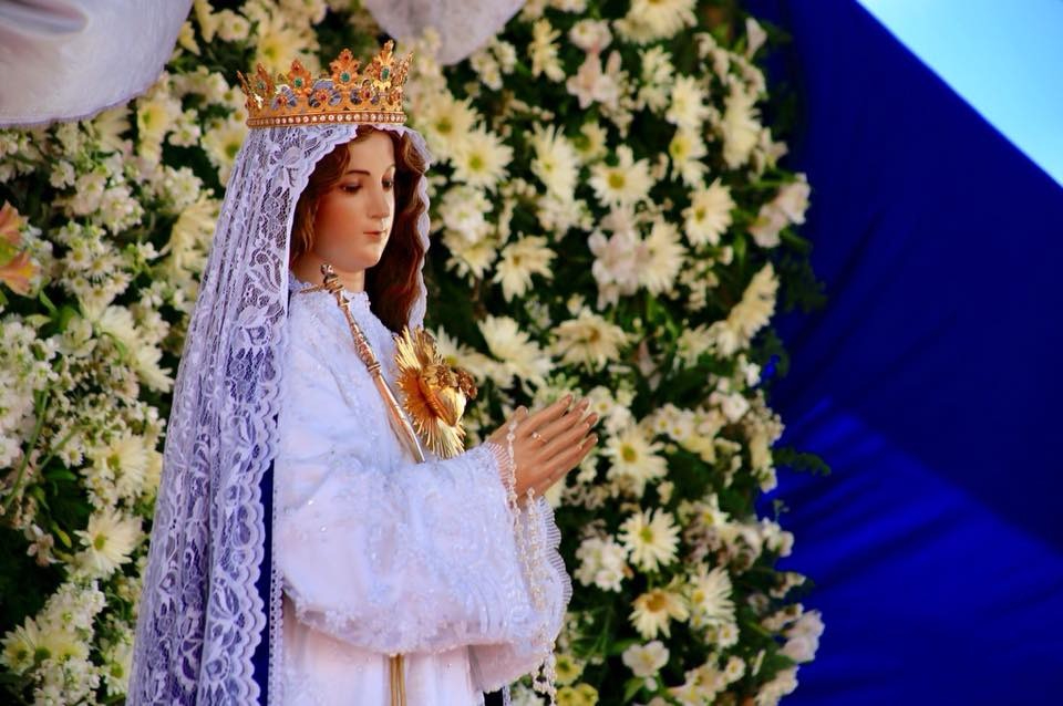 La efigie será trasladada en una breve procesión hasta el interior del templo