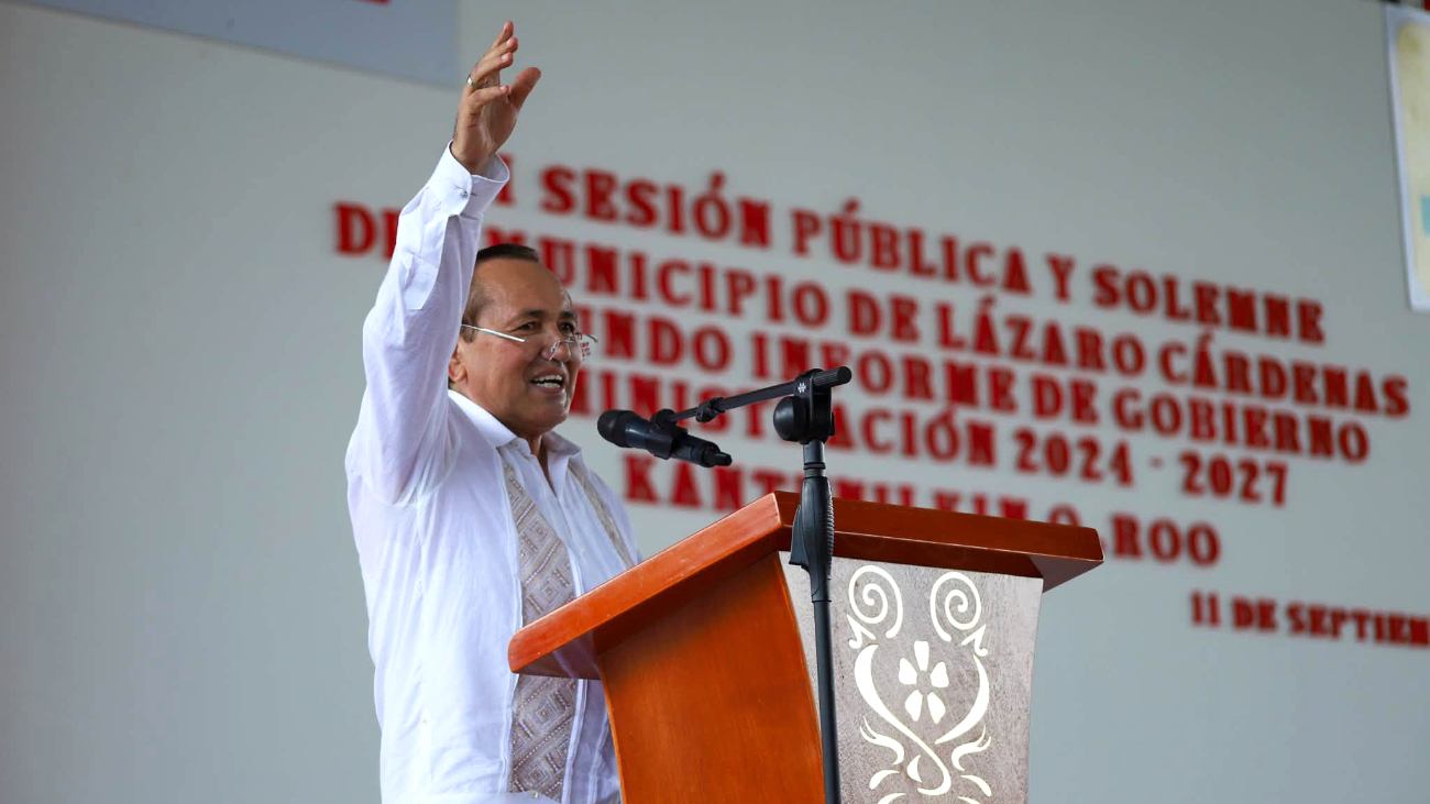 El evento de Josué Nivardo Mena inició con cuatro horas de retraso