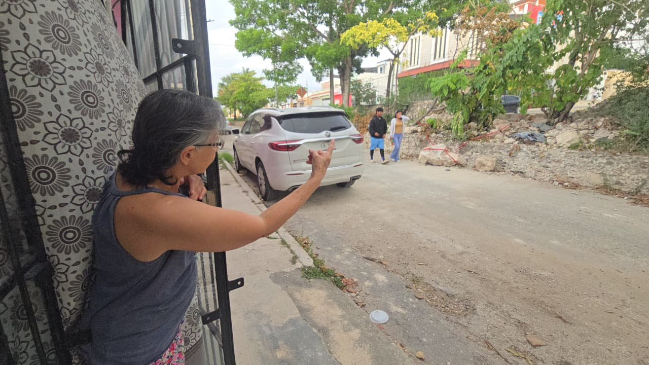 Vecinos de María Lavalle Urbina solicitaron la reconstrucción de un muro de contención.