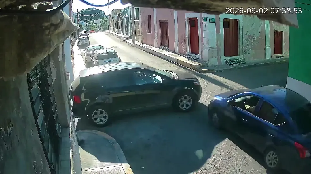 El video comenzó a circular en redes sociales horas después del percance.