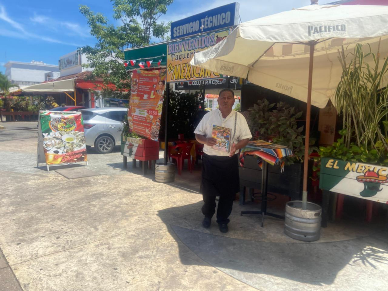 Meseros reportaron ganancias de entre 50 y 80 pesos, insuficientes para el sustento