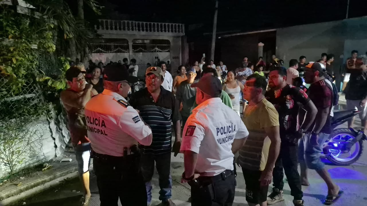 Caracol se queda a oscuras y vecinos amenazan con cerrar la 10 de Julio