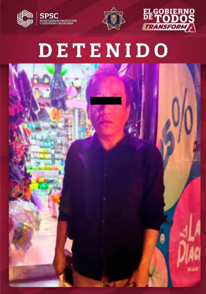 El individuo fue señalado por sustraer prendas de vestir de una tienda comercial.