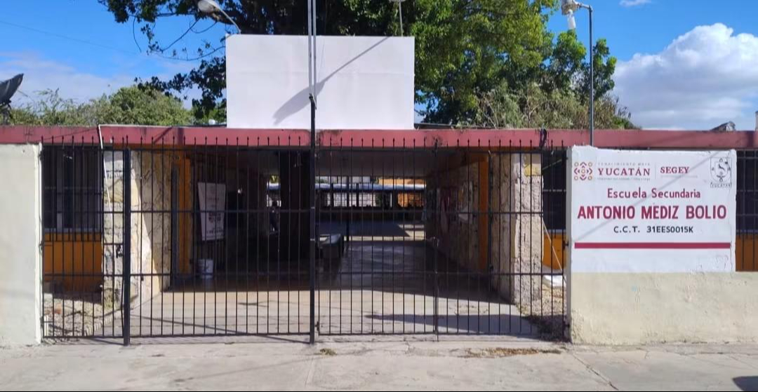 Presuntas amenazas entre estudiantes causan preocupación en secundaria del sur de Mérida