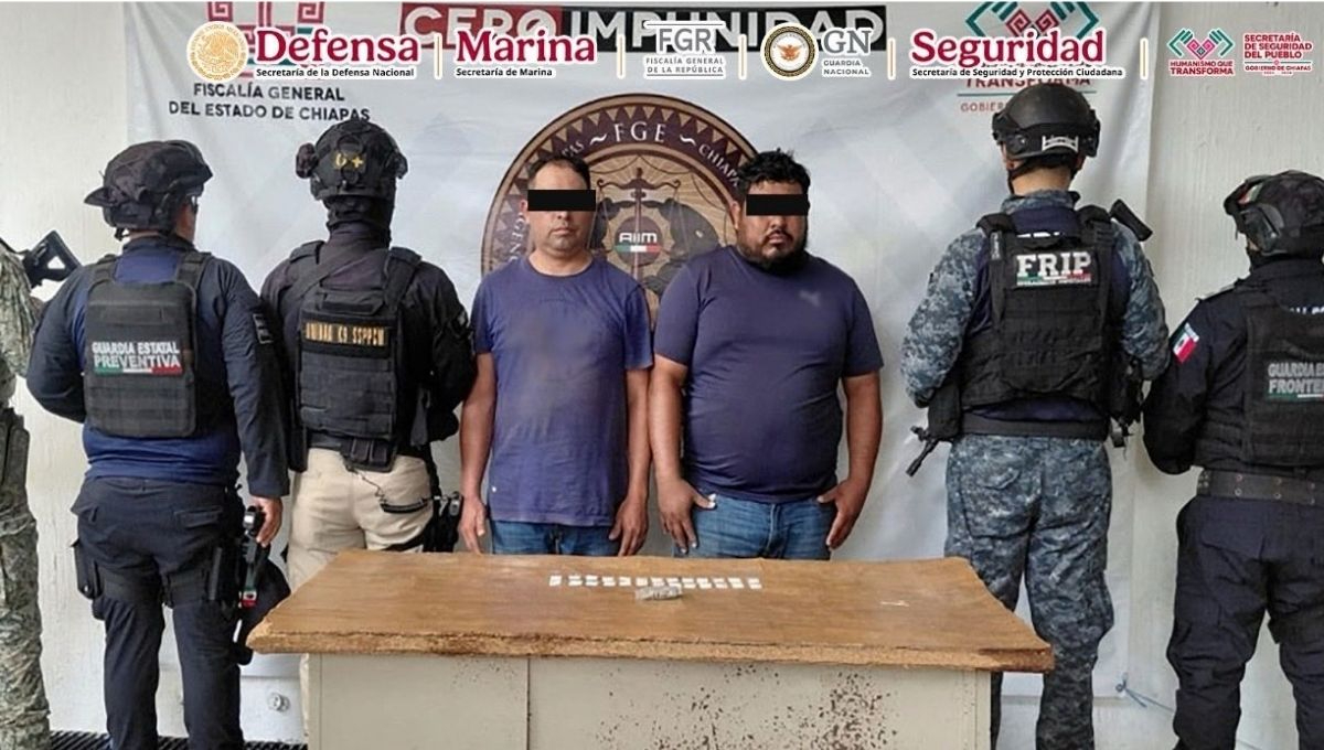 El despliegue también permitió asegurar nueve armas de fuego, cartuchos, cargadores, más de 5 mil dosis de droga y 12 vehículos