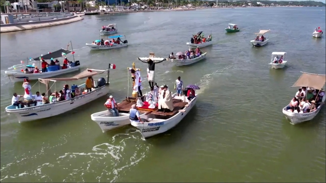 El Cristo Negro “peregrino” recorre las aguas de Campeche