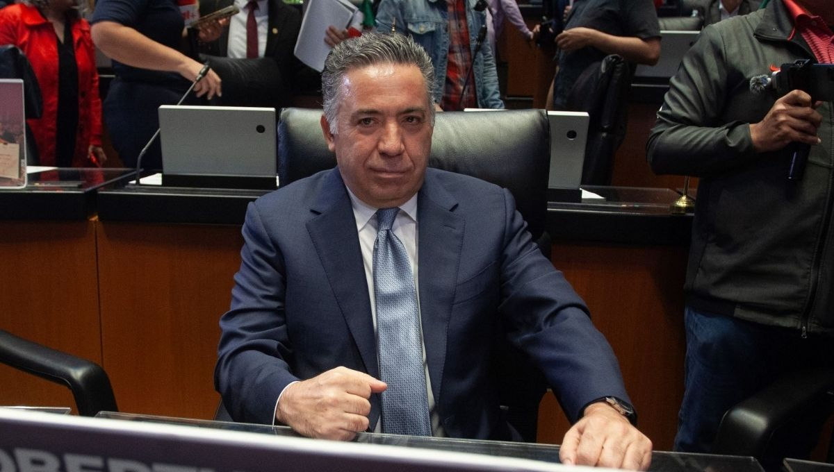 Enrique Inzunza Cázarez dejó oficialmente la fracción parlamentaria de Morena
