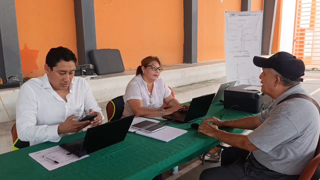Los vecinos reportaron interrupciones y bajones de voltaje.
