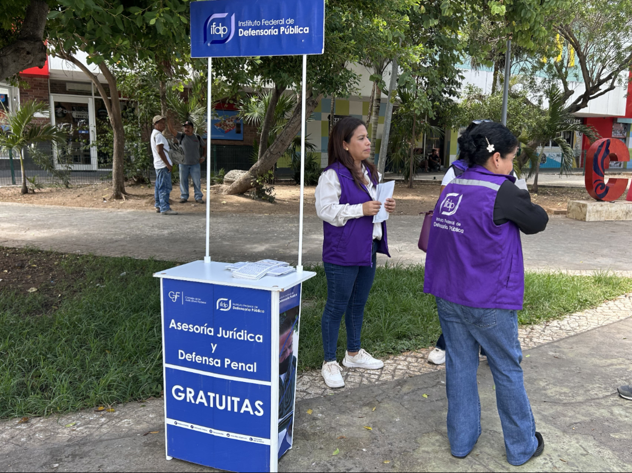 La institución comenzó a trasladar parte de sus servicios sin costo a varios sitios de la ciudad desde el 2022, mediante jornadas de orientación.