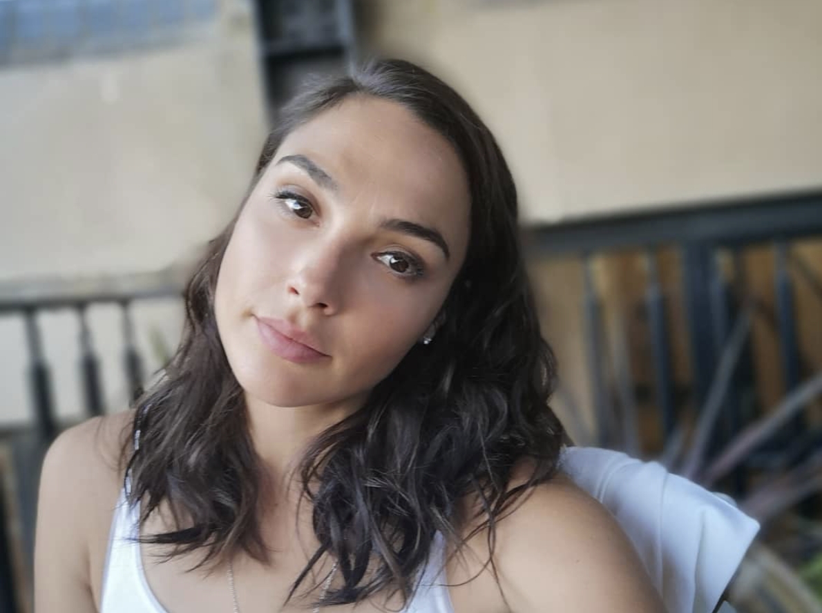 Instagram @gal_gadot Instagram @gal_gadot