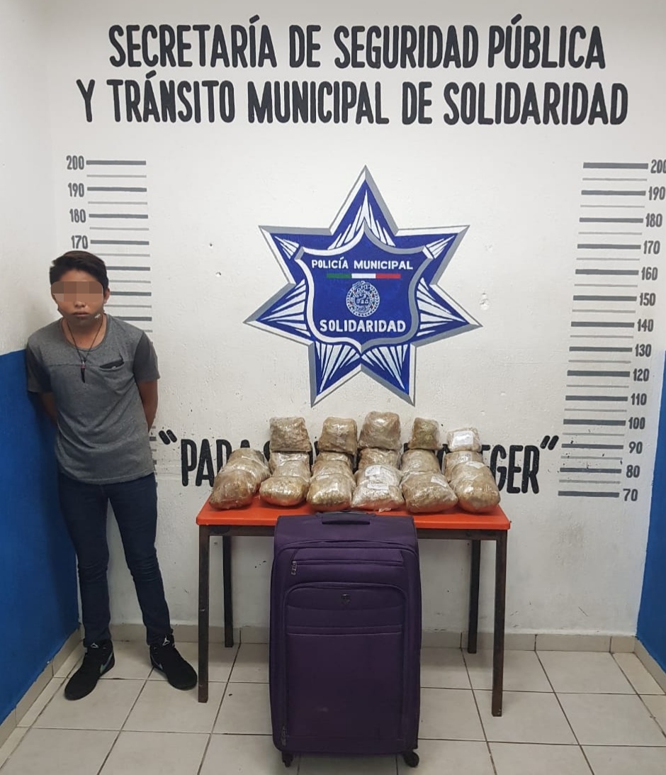 La detención se dio justo cuando tomaba su maleta en la terminal de autobuses. Foto: Por Esto! La detención se dio justo cuando tomaba su maleta en la terminal de autobuses. Foto: Por Esto!