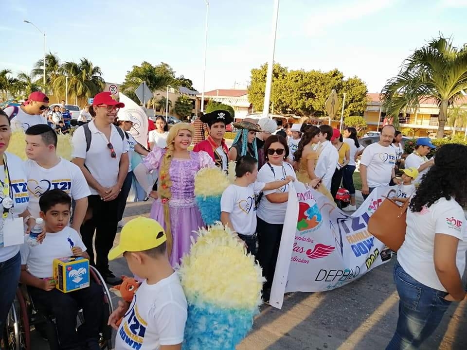 Con "Nueva Normalidad" se decidió utilizar las herramientas  tecnológicas para continuar con las asesorías. Foto: Irene Barradas