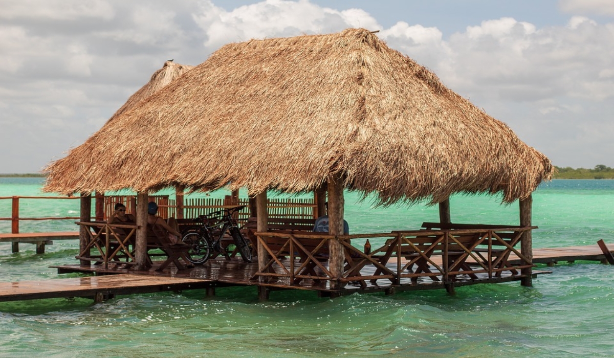 En 2008, la Sedetur dio a conocer que Bacalar recibía 17 mil 544 turistas. Foto: Por Esto!