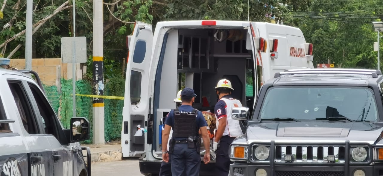 El hombre tuvo una herida en el pecho y otra en el brazo Foto: Por Esto! Quintana Roo El hombre tuvo una herida en el pecho y otra en el brazo Foto: Por Esto! Quintana Roo