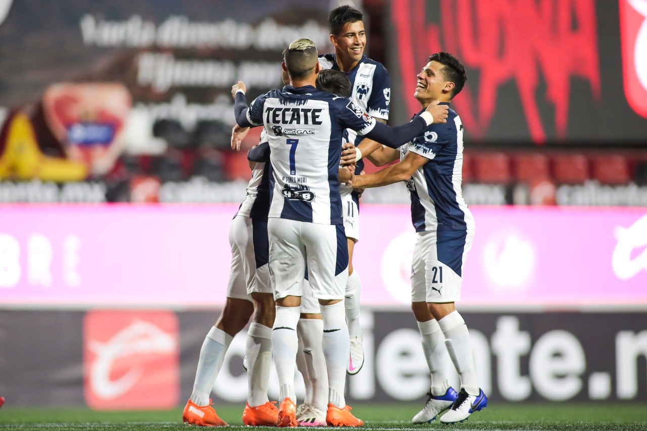 Un gol de penal puso la ventaja para los Rayados Foto: @CopaMx Un gol de penal puso la ventaja para los Rayados Foto: @CopaMx