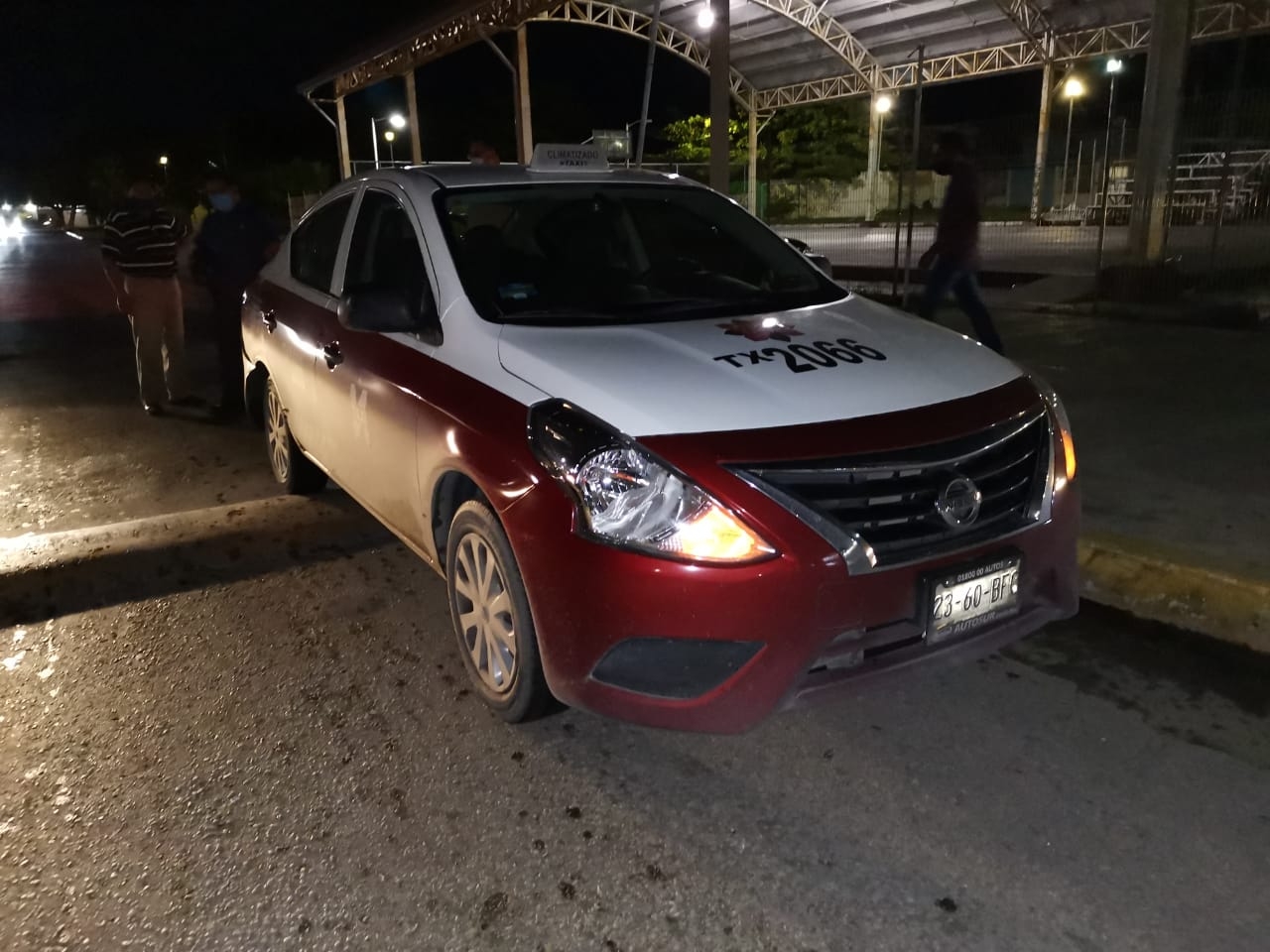 Aunque el impacto fue de consideración, no hubo heridos.  Foto: Ricardo Jiménez