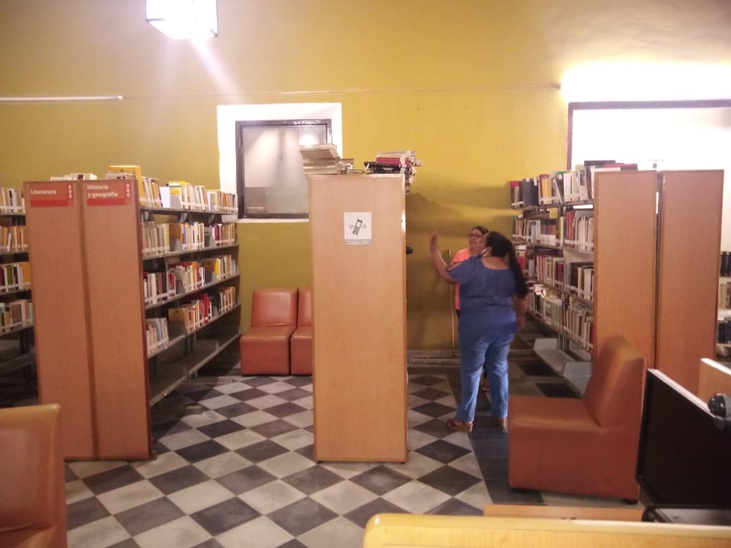 La Biblioteca Central Eligio Ancona se comenzó a instalar en la Casa de la Cultura, calle 25 por 80 y 82 centro, en el año 2012 La Biblioteca Central Eligio Ancona se comenzó a instalar en la Casa de la Cultura, calle 25 por 80 y 82 centro, en el año 2012
