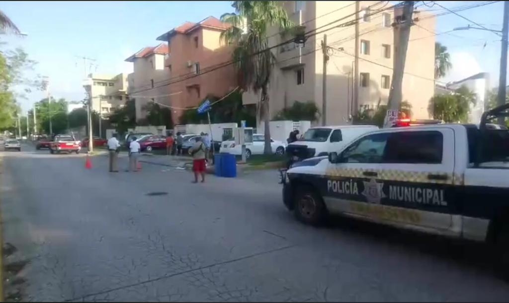 Los lesionados fueron trasladados a un hospital. Foto: Rafael García