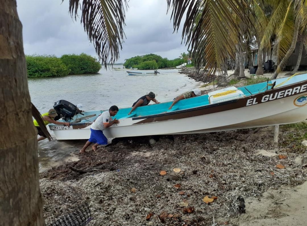 Los pobladores son de Punta Herrero, Banco Chinchorro y Punta Allen. Foto: Abraham Cohuó