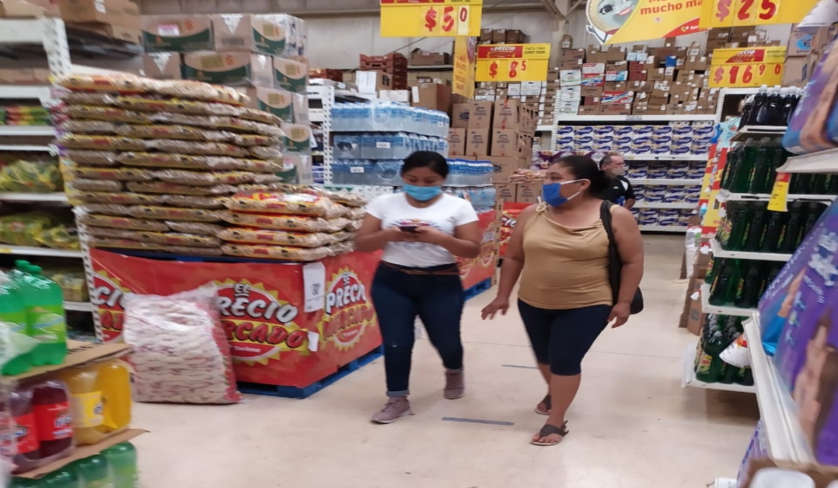 No hubo compras de pánico en el municipio. Foto: Luis Manuel Pech Sansores.