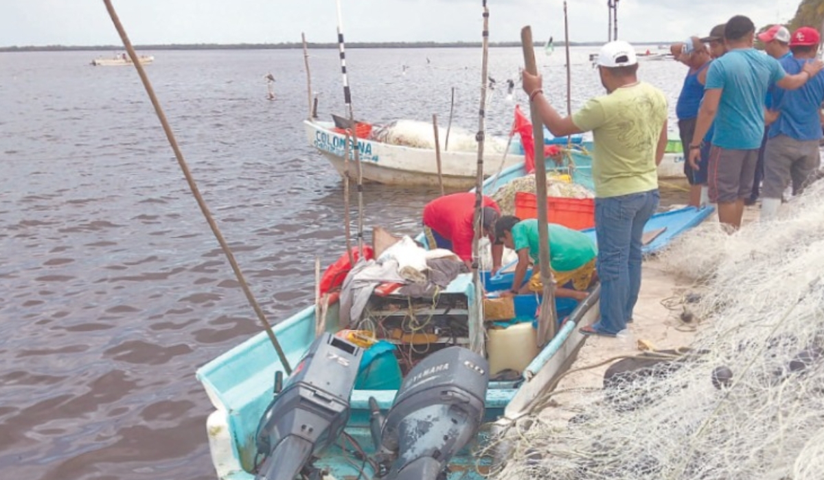 Cerca de 200 ribereños no se encuentran listados en el padrón oficial realizado por los Servidores de la Nación. Foto: Pedro Díaz. Cerca de 200 ribereños no se encuentran listados en el padrón oficial realizado por los Servidores de la Nación. Foto: Pedro Díaz.