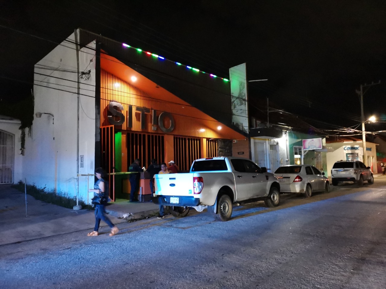 La denuncia fue hecha luego de escucharse ruidos en su interior, pensaban que funcionaba de manera clandestina. Foto: Ricardo Jiménez La denuncia fue hecha luego de escucharse ruidos en su interior, pensaban que funcionaba de manera clandestina. Foto: Ricardo Jiménez