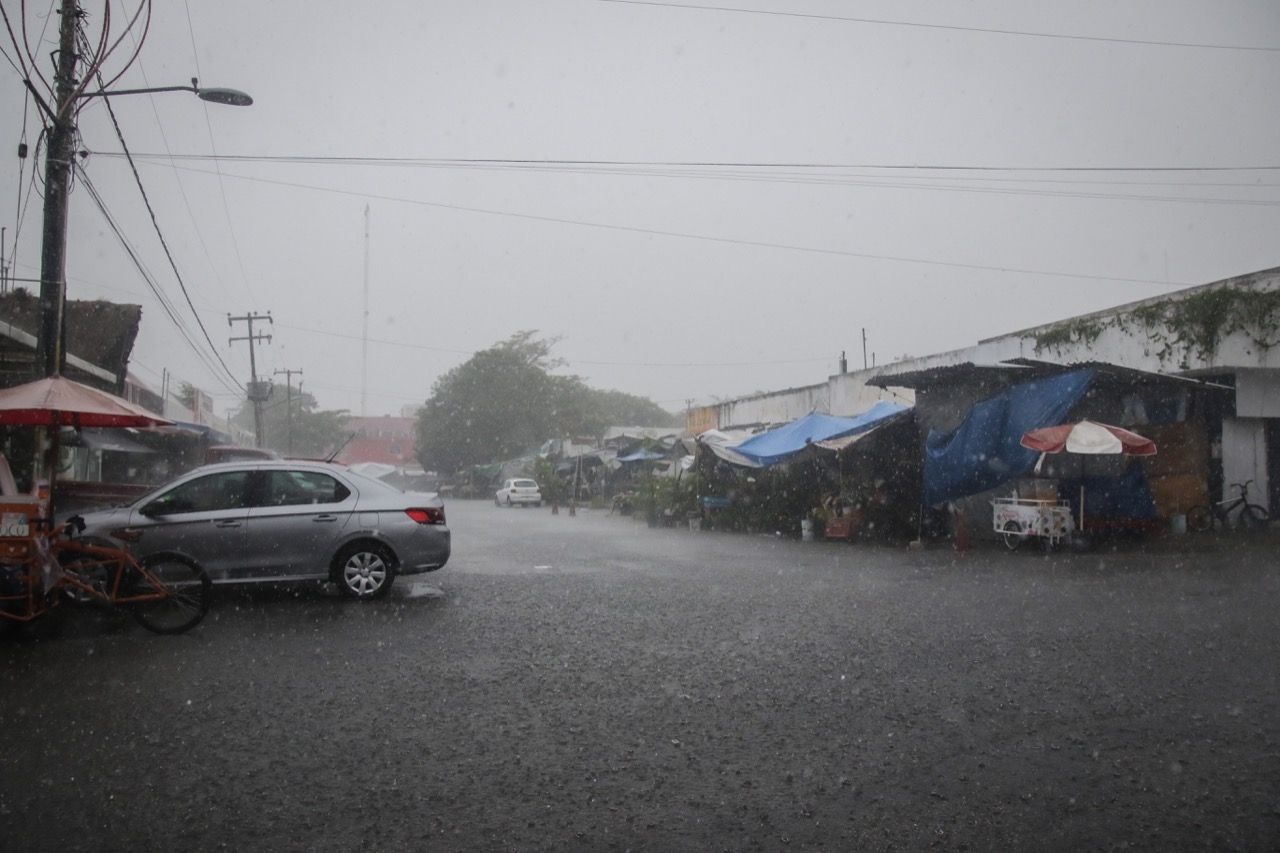 Es importante estar prevenidos durante la Temporada de Huracanes y reforzar las medidas de seguridad en Quintana Roo