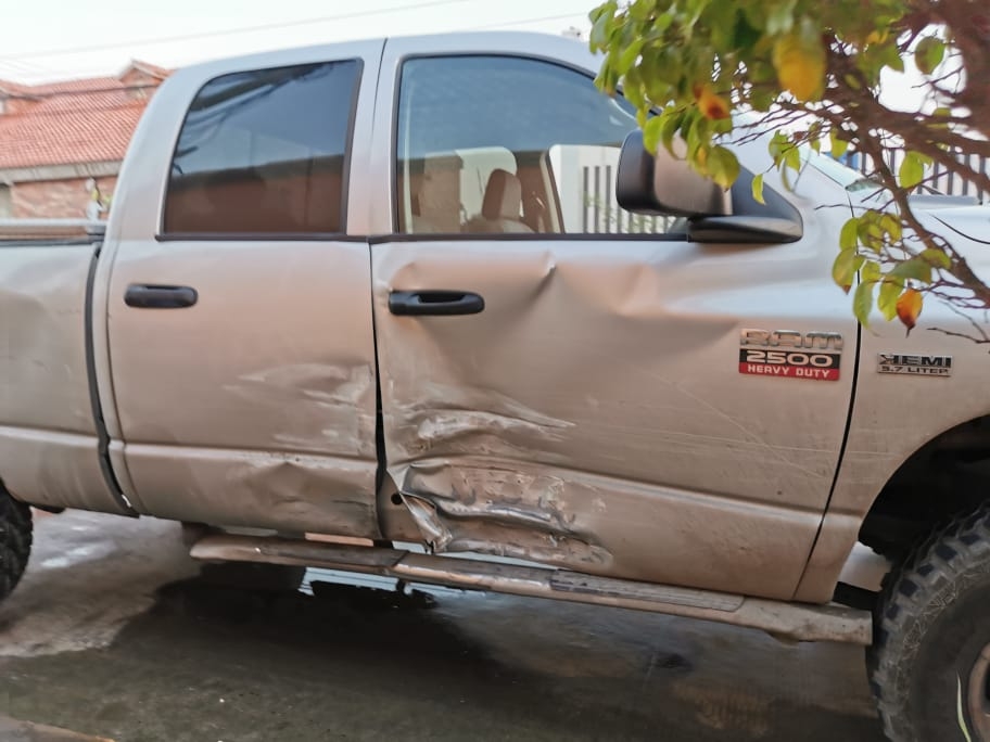 Ebrio causa accidente en la colonia Miami de Ciudad del Carmen