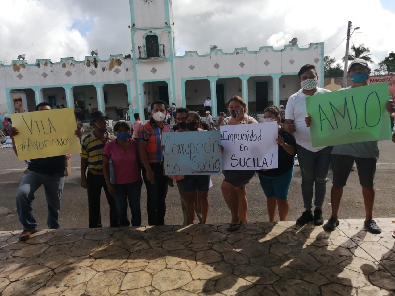 Acusaron que solamente se benefició a los allegados del alcalde