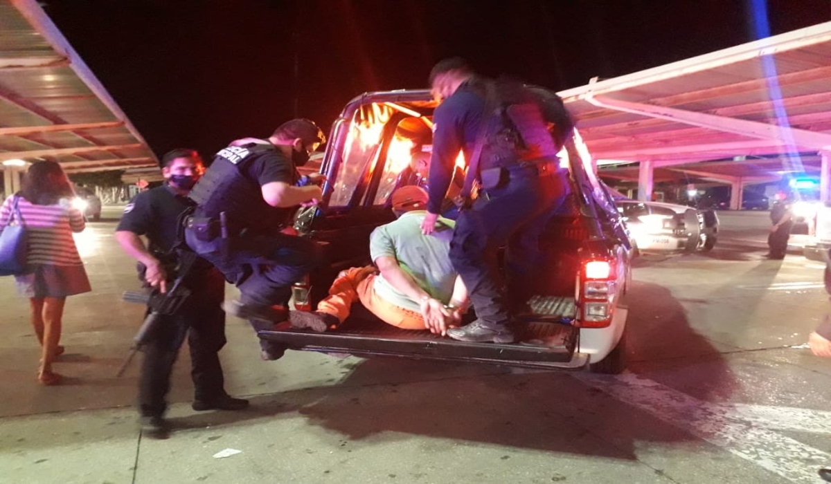 Un vigilante reportó el hecho a las autoridades. Un vigilante reportó el hecho a las autoridades.