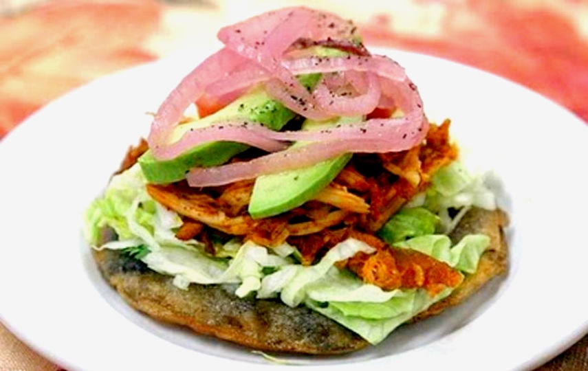 ¿Dónde comer panuchos baratos en Mérida?