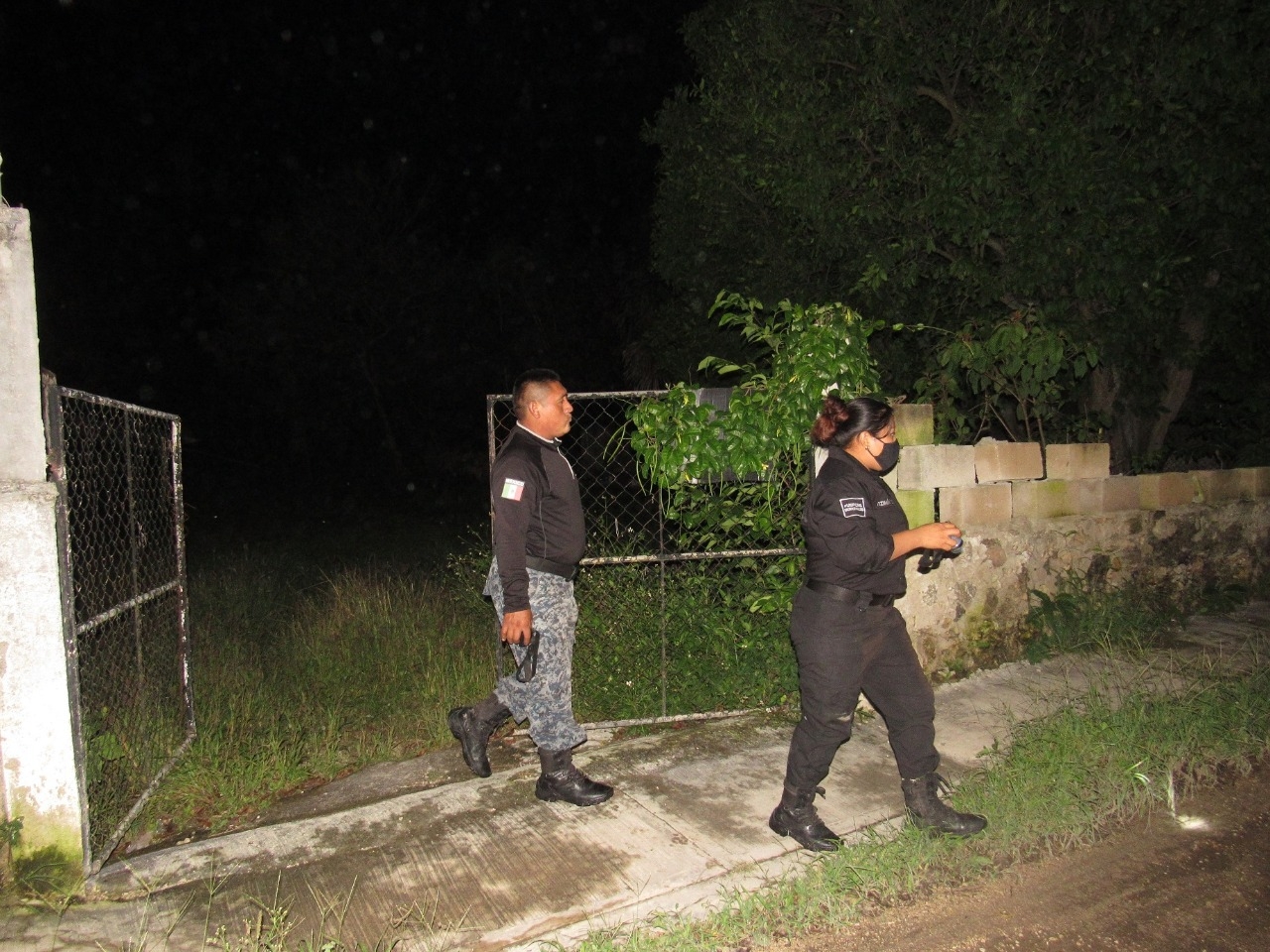 Conocido ladrón se esconde de la policía en Tizimín