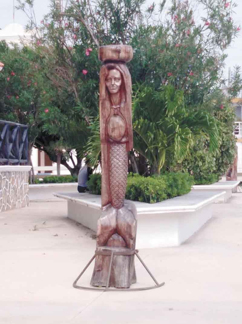 Sus dos piezas de madera tienen un costo de 150 mil pesos.