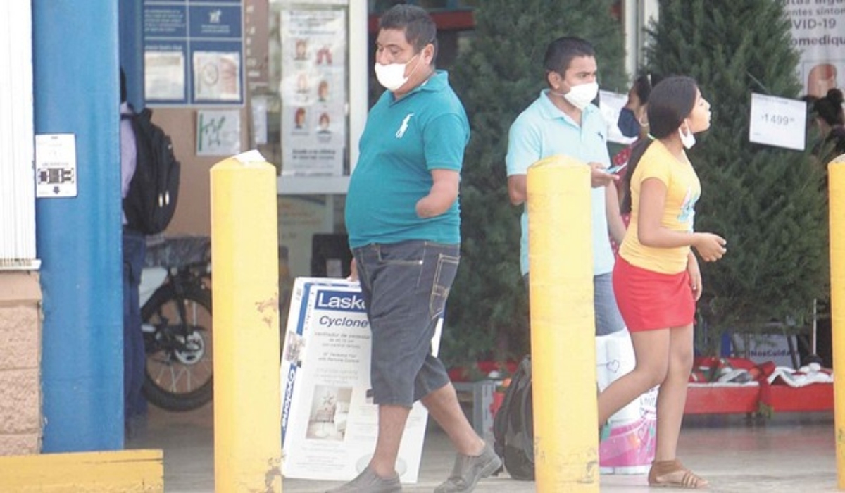 De viernes a domingo, por la disponibilidad de horarios los consumidores salieron a realizar sus compras. De viernes a domingo, por la disponibilidad de horarios los consumidores salieron a realizar sus compras.