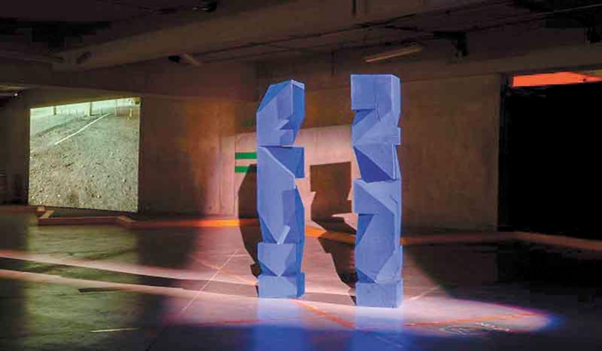 Se exhiben 40 piezas de más de 20 artistas contemporáneos. Se exhiben 40 piezas de más de 20 artistas contemporáneos.