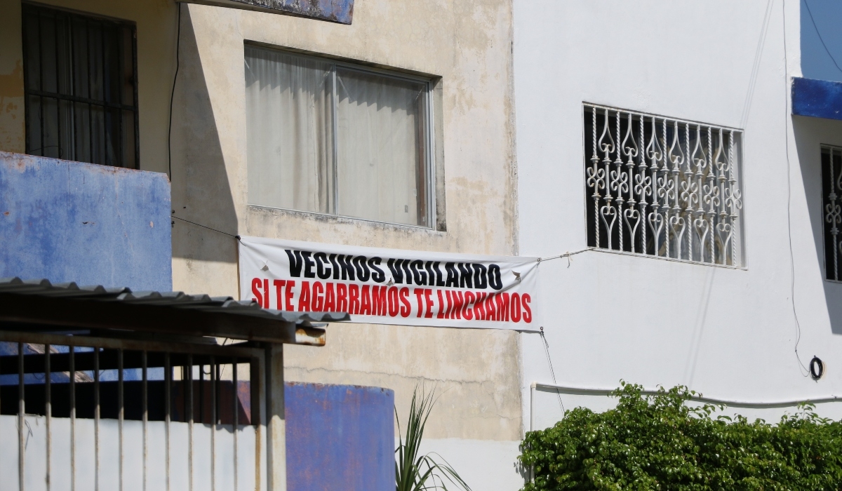 Grupos de ciudadanos tienen que tomar medidas en un intento por frenar a los ladrones.