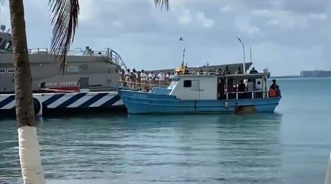 Detienen a más de una docena de indocumentados en Isla Mujeres