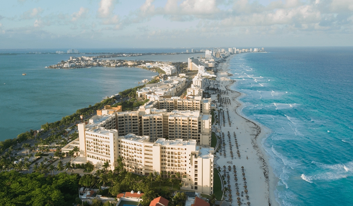 En Cancún, la probabilidad de lluvia para este día es del 73%.