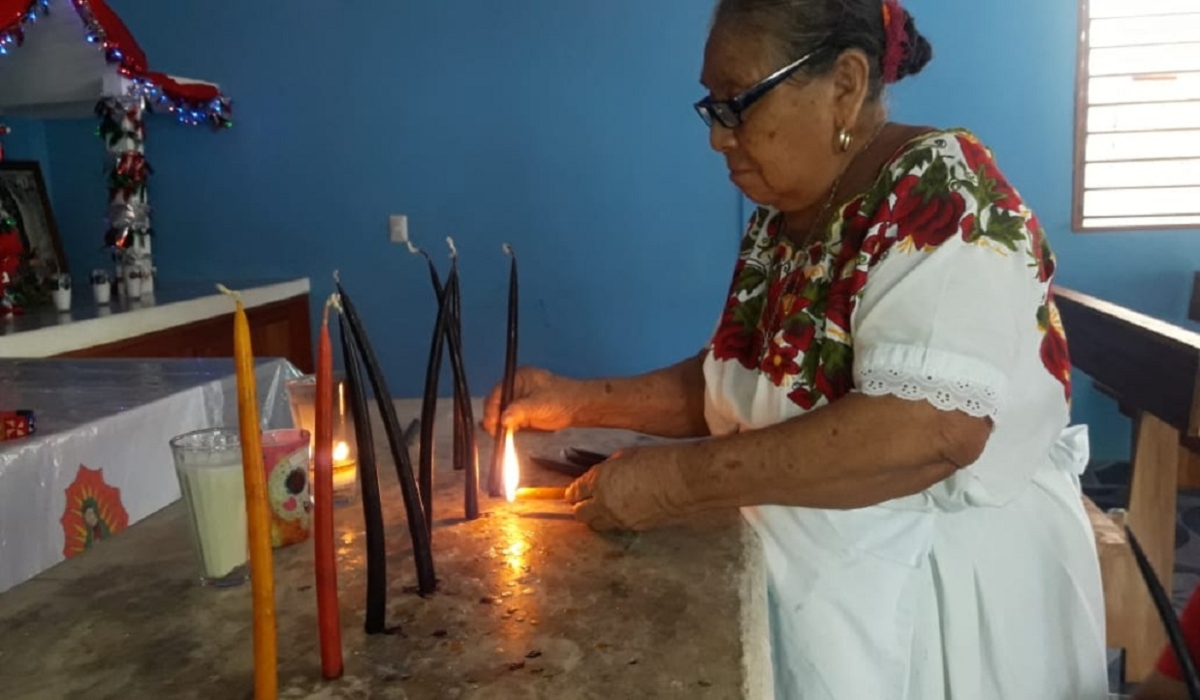 Pese a la pandemia, comunidades de Felipe Carrillo Puerto celebran Hanal Pixán