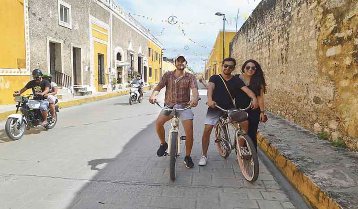 Los turistas de Querétaro quedaron complacidos con el viaje en bicicleta. Fotos: David Collí. Los turistas de Querétaro quedaron complacidos con el viaje en bicicleta. Fotos: David Collí.