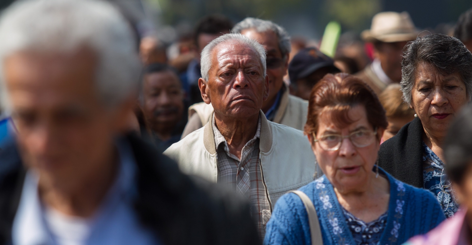 El registro se realizará con forme a la inicial del apellido paterno