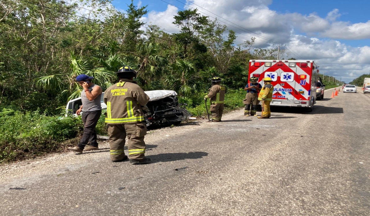 El incidente ocurrió a espaldas del Aeropuerto de Cancún. Fotos: Rubén Cruz. El incidente ocurrió a espaldas del Aeropuerto de Cancún. Fotos: Rubén Cruz.
