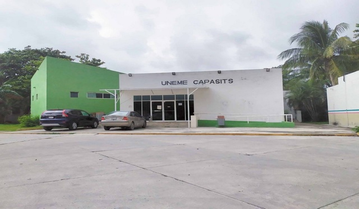 En Campeche existen dos centros especializados para la atención del VIH-SIDA. En Campeche existen dos centros especializados para la atención del VIH-SIDA.