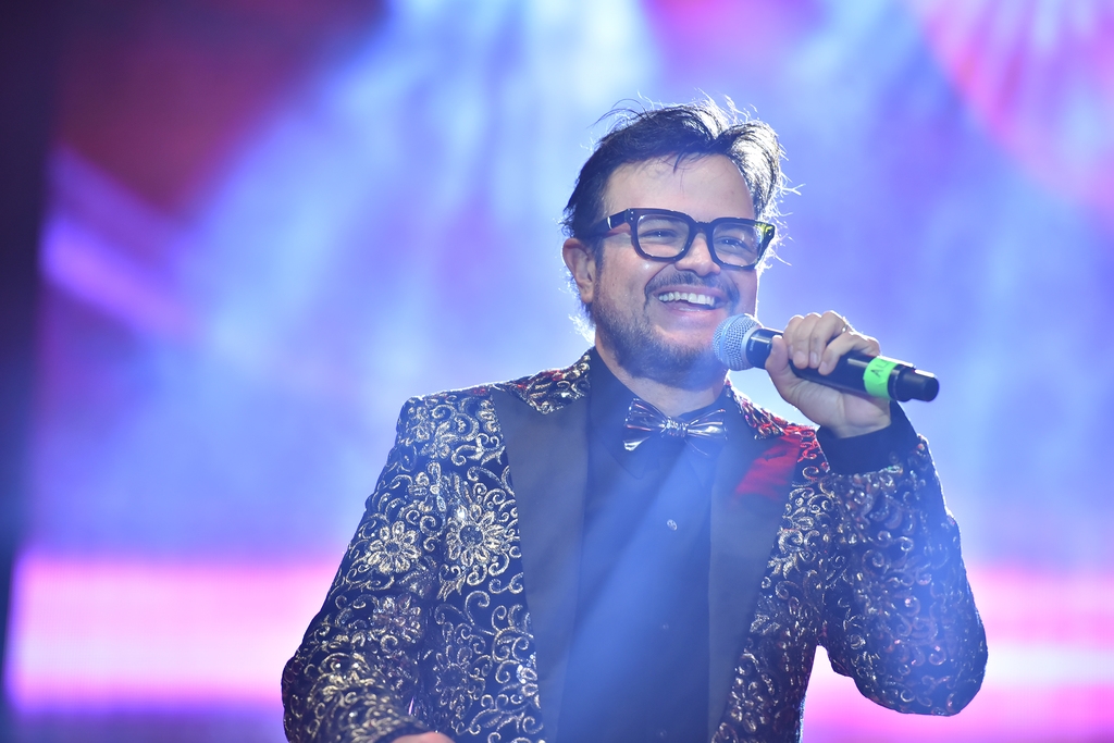 Aleks Syntek se enfrenta a un nuevo problema Aleks Syntek se enfrenta a un nuevo problema
